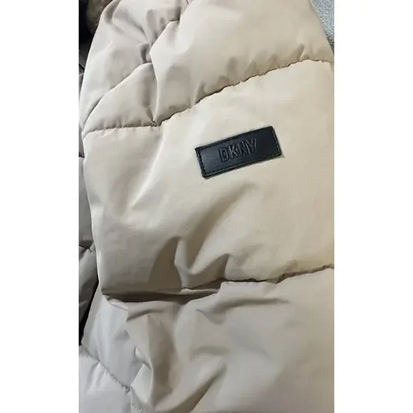 DKNY New York Women’s 2X Taupe Puffer Coat Faux Fur Hood Zip Front 2G 2TG - Picture 5 of 12